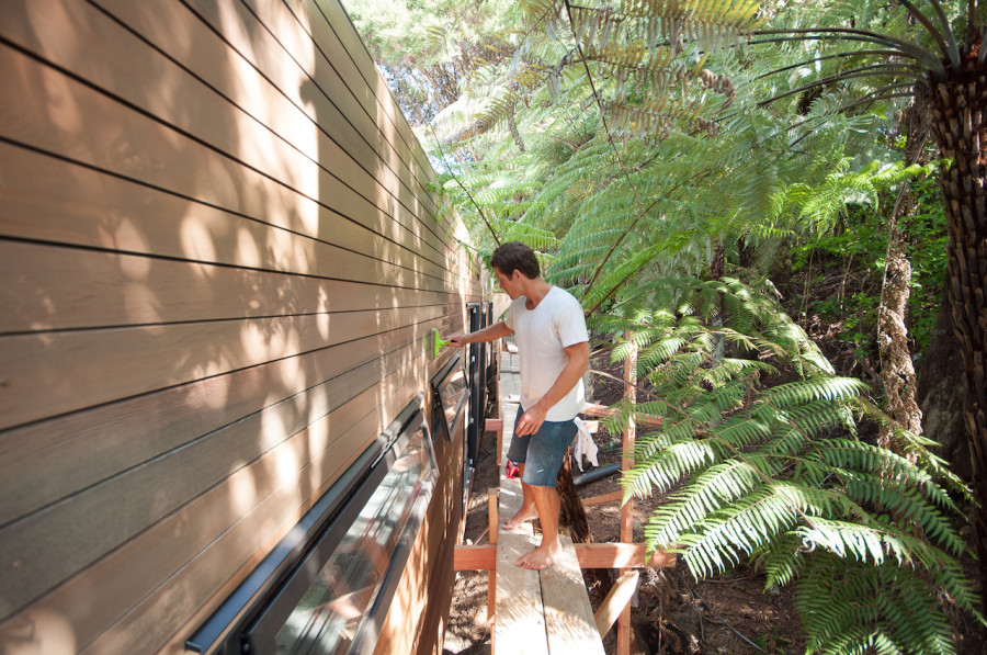 Ben Crawford staining Rosenfeld Kidson cedar cladding 1