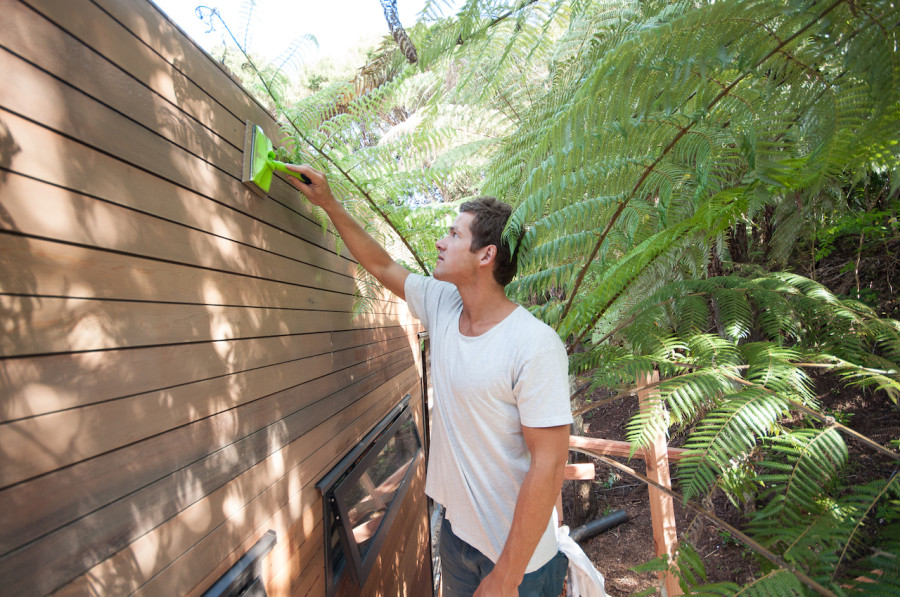 Ben Crawford staining Rosenfeld Kidson cedar cladding 5